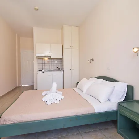 Theodora & * Skala (Kefalonia)