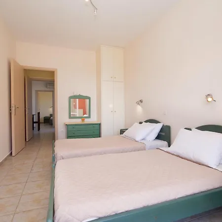 Theodora & * Skala (Kefalonia)