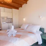 Theodora & Apartment Skala (Kefalonia)