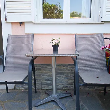 Apartmán Theodora &