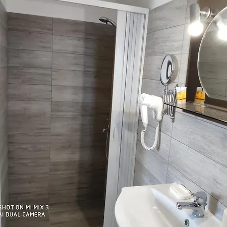 Apartmán Theodora & *